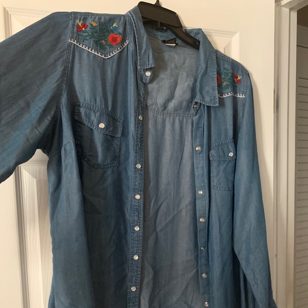 Torrid Jean shirt!